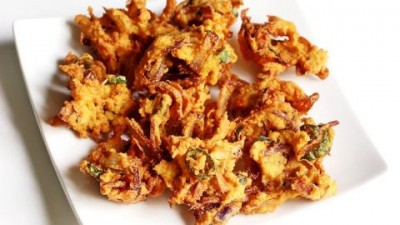 Onion Pakora (6 Piece)