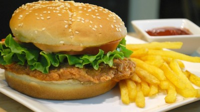 Zinger Chicken Burger